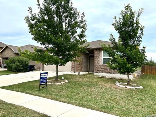 474 Centinela St, New Braunfels, TX, 78130-5093 | Card Image