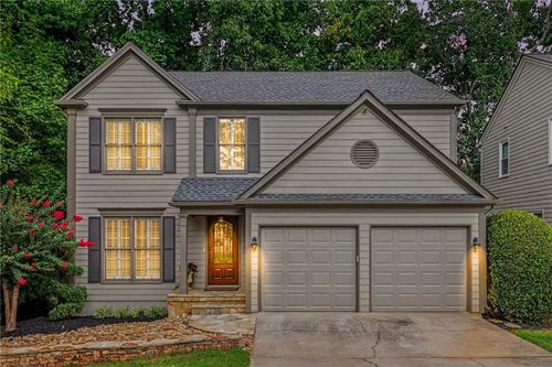 635 Rosedown Way, Alpharetta, GA, 30022-5887 | Card Image
