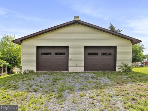 2211 Koontztown Rd, FALLING WATERS, WV, 25419-3908 | Card Image