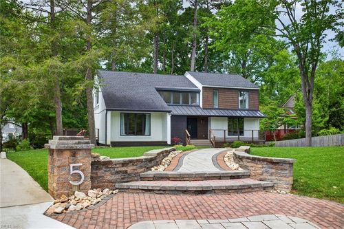5 Valentine Ct, Newport News, VA, 23606-2061 | Card Image