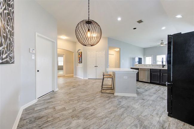 21811 Blossom Grove Ln, House other with 3 bedrooms, 2 bathrooms and 2 parking in Spring TX | Image 14