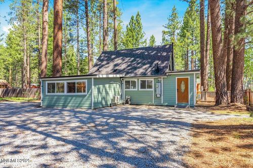 1094 Johnson Blvd, South Lake Tahoe, CA, 96150-8235 | Card Image