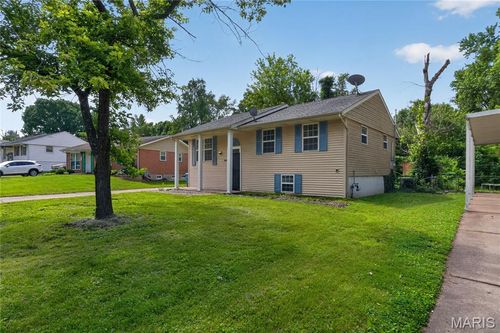 1420 Columbus Dr, Saint Louis, MO, 63138-2612 | Card Image