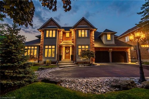 447 Golf Links Rd, Ancaster, ON, L9G4X6 | Card Image