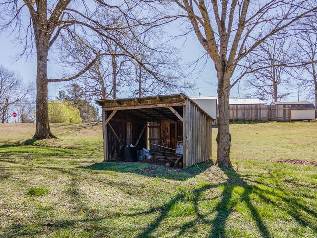 9211 Bates Trl, House other with 3 bedrooms, 2 bathrooms and 1 parking in Lyles TN | Image 10