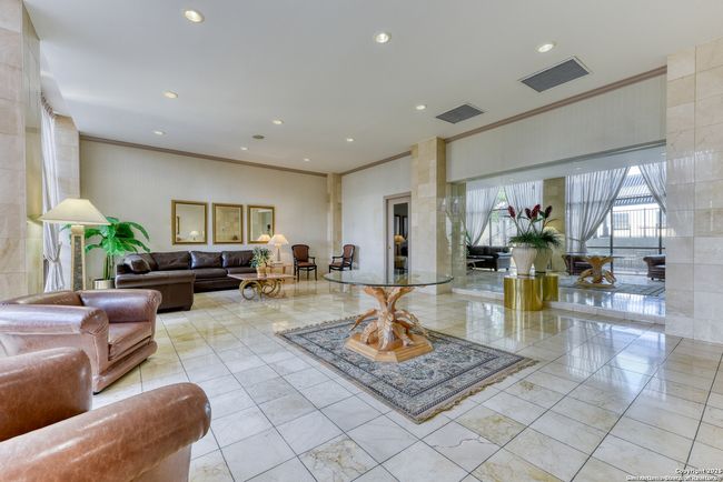 APT-301 - 7701 Wurzbach Rd, Condo with 2 bedrooms, 2 bathrooms and null parking in San Antonio TX | Image 7