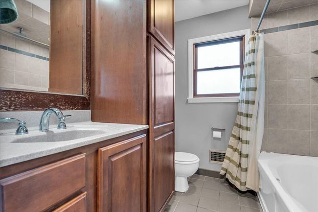 2161 Hollywood Ave, House other with 3 bedrooms, 3 bathrooms and null parking in Grosse Pointe Woods MI | Image 25