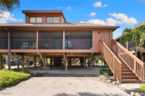 14-1811 Olde Middle Gulf Dr, Sanibel, FL, 33957-6327 | Card Image