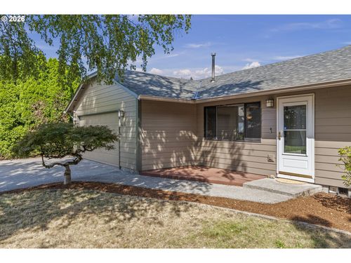 820 156th Ave, Vancouver, WA, 98684-8780 | Card Image