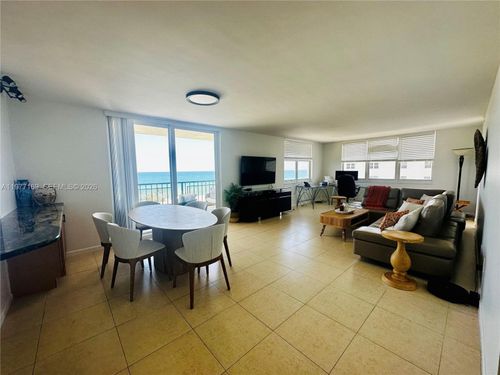 apt-1006-1501 S Ocean Dr, Hollywood, FL, 33019-2370 | Card Image