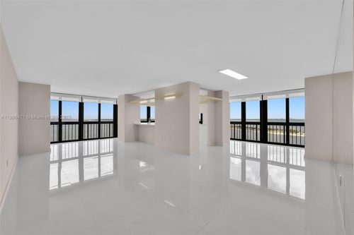 apt-1701-2333 Brickell Ave, Miami, FL, 33129-2414 | Card Image