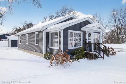 815 E Argyle St, Jackson, MI, 49202-2442 | Card Image