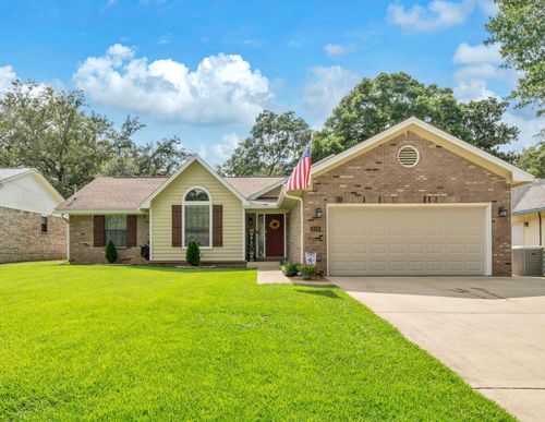 510 Matthew St, Niceville, FL, 32578-2128 | Card Image
