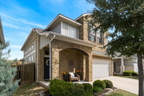 1318 Jenkins Bnd, Austin, TX, 78748-7002 | Card Image