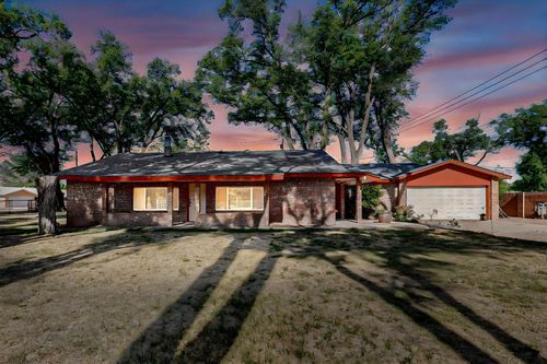2215 Margaret Dr, Bosque Farms, NM, 87068-9373 | Card Image