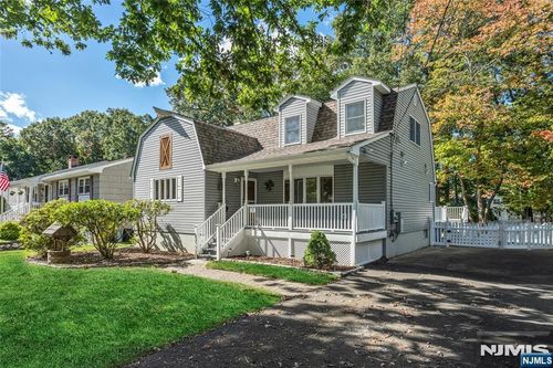 87 Calumet Avenue, Oakland, NJ, 07436 | Card Image