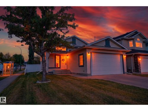 1204 Klarvatten Crt Nw, Edmonton, AB, T5Z3N4 | Card Image