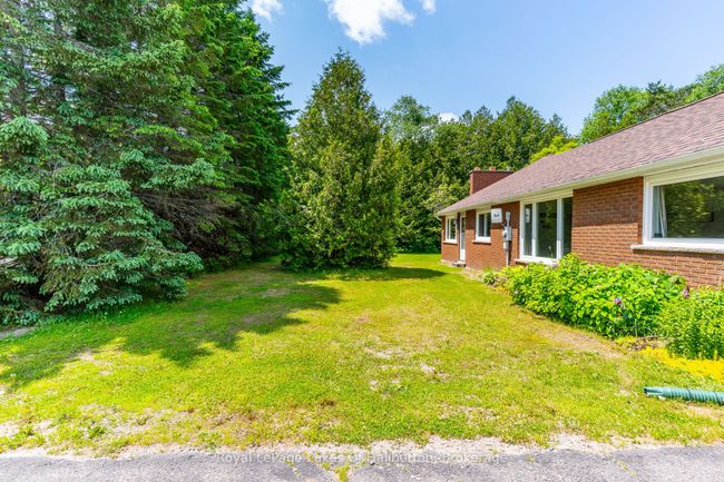 3875 Loop Rd, House other with 3 bedrooms, 2 bathrooms and 6 parking in Harcourt ON | Image 36