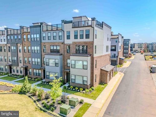 43730 Transit Sq, ASHBURN, VA, 20147-4072 | Card Image