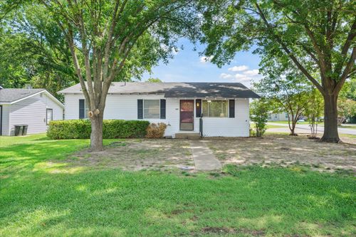 137 Westway Dr, Terrell, TX, 75160-1542 | Card Image