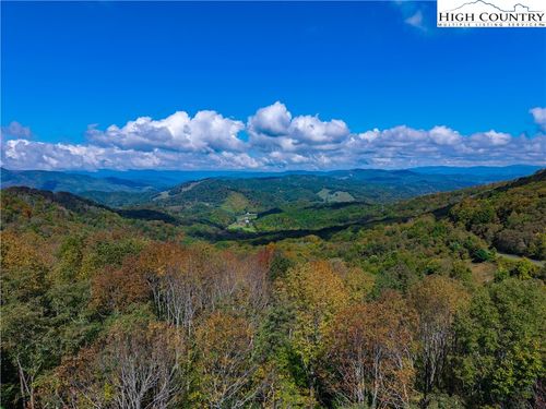 406 Buffalo Nvno, Zionville, NC, 28698 | Card Image