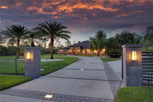 5455 Tamarind Ridge Dr, Naples, FL, 34119-2837 | Card Image