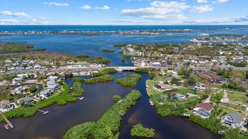 1018 Lee St, Englewood, FL, 34224-5048 | Card Image