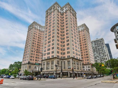 807-5555 N Sheridan Rd, Chicago, IL, 60640-1621 | Card Image