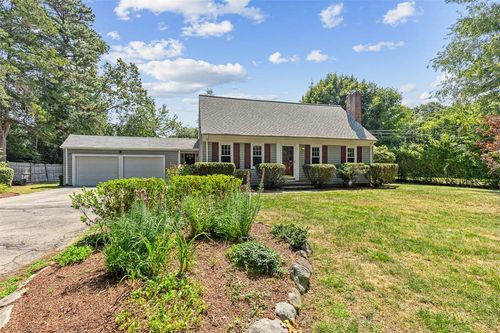 3 Indigo Rd, Barrington, RI, 02806-3917 | Card Image