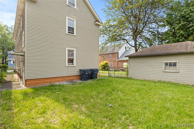 1319 Electric Ave, Home with 6 bedrooms, 2 bathrooms and null parking in Lackawanna NY | Image 5