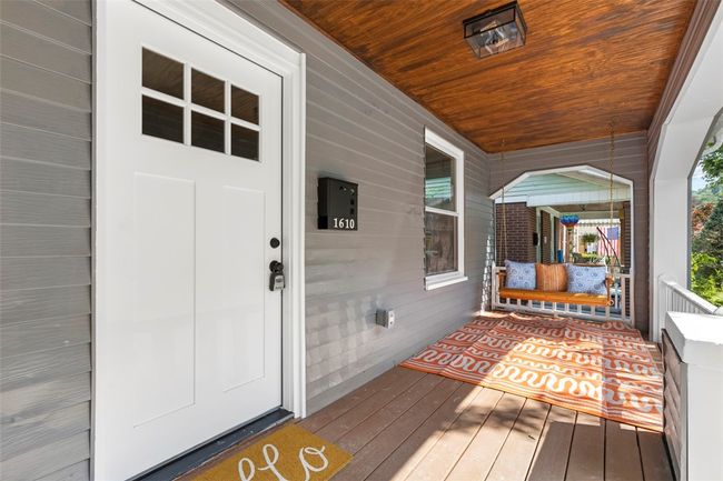1610 Duffield St, House other with 3 bedrooms, 2 bathrooms and 2 parking in Pittsburgh PA | Image 4