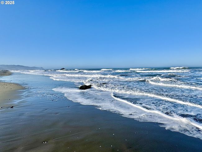 4 - 000 Old Coast Hwy, Home with 0 bedrooms, 0 bathrooms and null parking in Gold Beach OR | Image 8