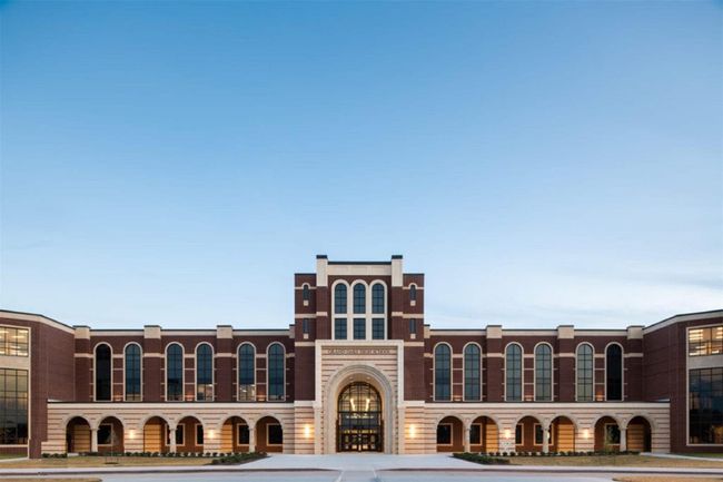 Zoned to Highly coveted CISDschools Grand Oaks HS | Image 34