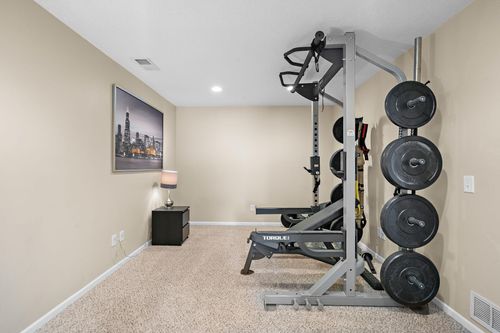 15960 22nd Pl N, Plymouth, MN, 55447-2386 | Card Image