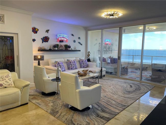 UNIT-174 - 3060 Grand Bay Blvd, Condo with 2 bedrooms, 3 bathrooms and null parking in Longboat Key FL | Image 6