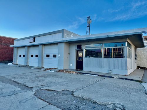 100 E Main St, Cut Bank, MT, 59427-2919 | Card Image