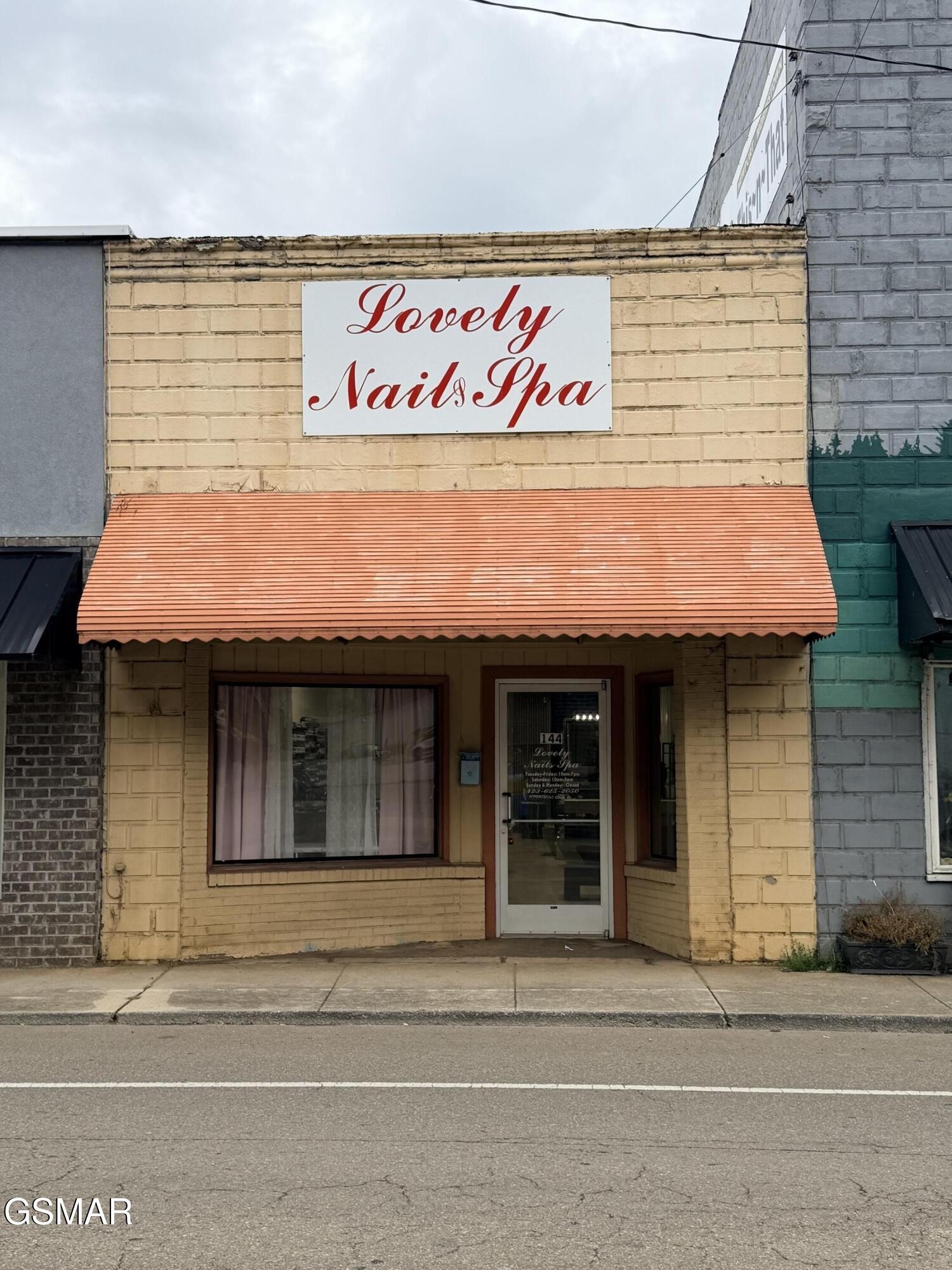 144 E Broadway, Newport, TN 37821