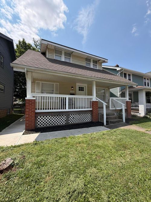 125 E Hinman Ave, Columbus, OH, 43207-1105 | Card Image