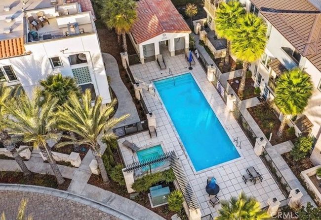 2046 Doheny Pl, Condo with 3 bedrooms, 4 bathrooms and 2 parking in Capistrano Beach CA | Image 39