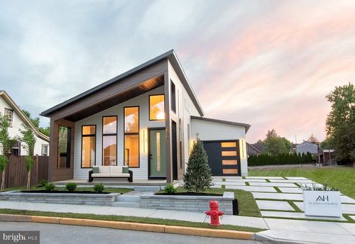 256 S Cedar St, LITITZ, PA, 17543-1908 | Card Image