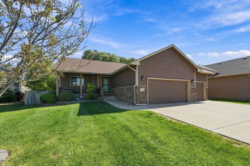 2410 S Fieldcrest Cir, Wichita, KS, 67215 | Card Image