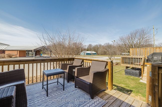 9 - 601 Lions Park Dr, Condo with 3 bedrooms, 4 bathrooms and 1 parking in Mount Brydges ON | Image 32