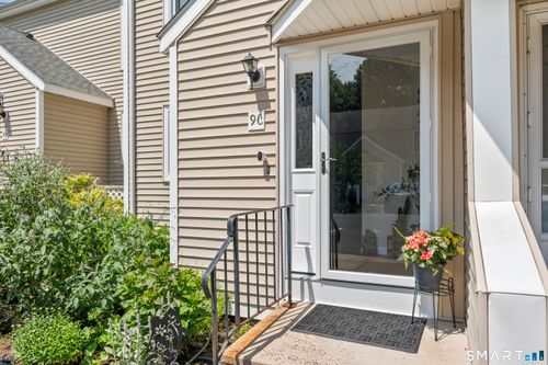 c-240 Brainard Rd, Enfield, CT, 06082-2661 | Card Image