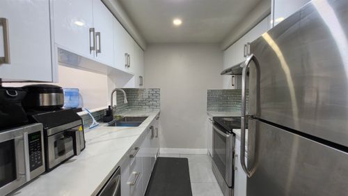 105-9635 121 St, Surrey, BC, V3V7L8 | Card Image
