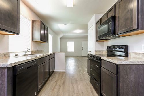 5557 Eagle Point Drive, Fort Worth, TX, 76119 | Card Image