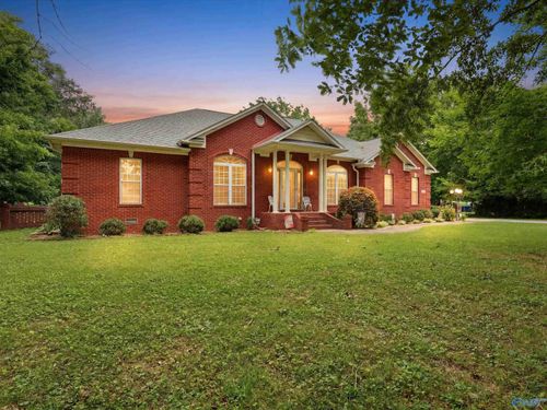 375 Wells Rd, Meridianville, AL, 35759-2331 | Card Image