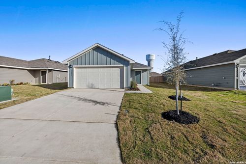 1009 Seedling Ln, Seguin, TX, 78155-3744 | Card Image