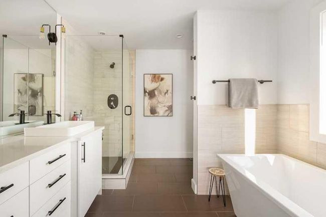 1534 38 Ave Sw, Home with 4 bedrooms, 4 bathrooms and 3 parking in Calgary AB | Image 29