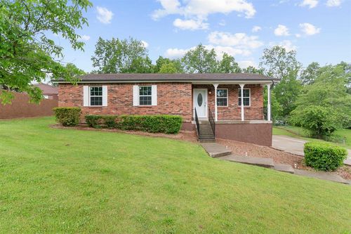 1333 Kingswood Way, Radcliff, KY, 40160-9547 | Card Image