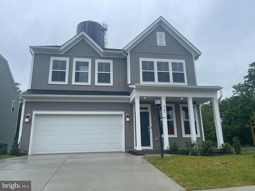 11 Forest Grove Ave, Ranson, WV, 25438-3501 | Card Image